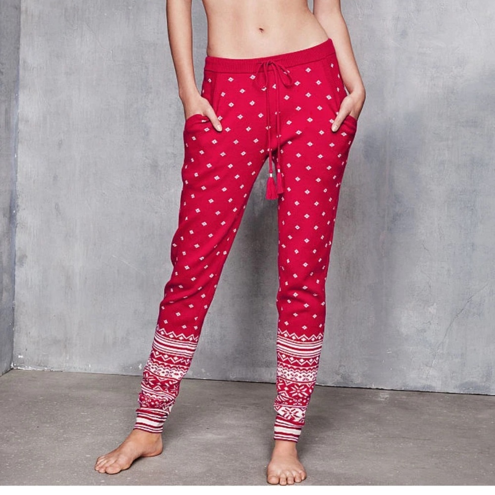 VICTORIAS SECRET fair isle sweater jogger pants- M